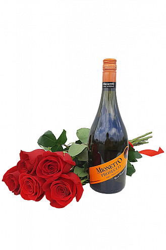 5 RŮŽÍ a Mionetto Prosecco