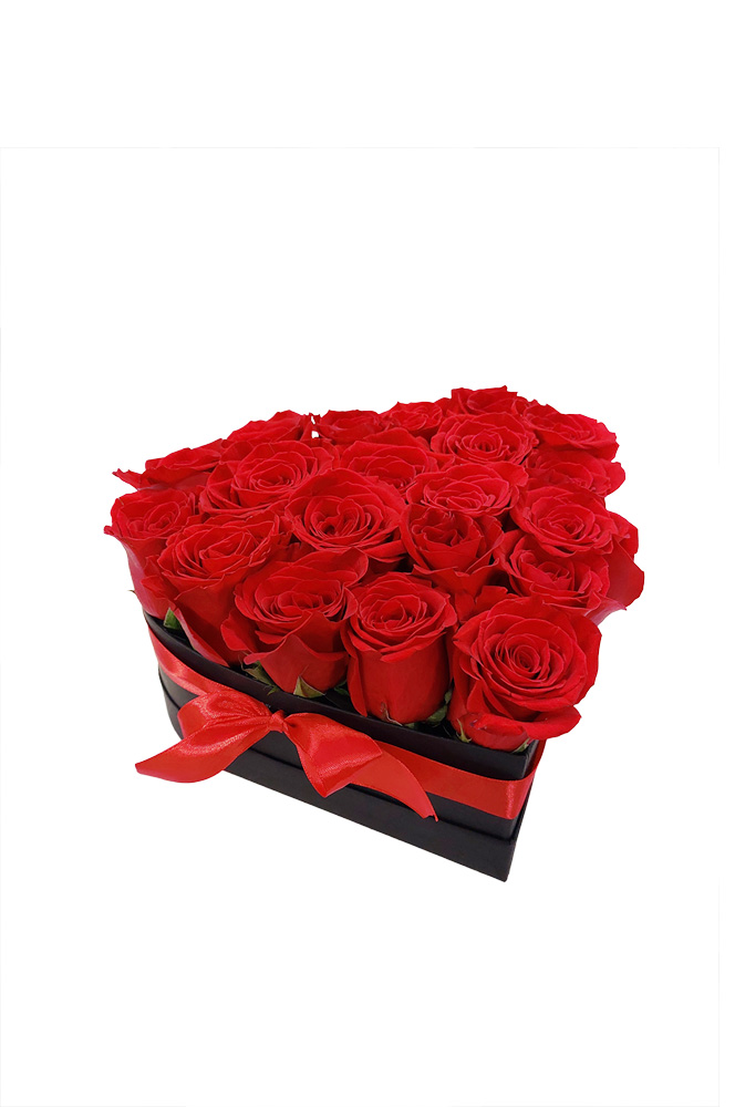 Box ve tvaru srdce plný růží